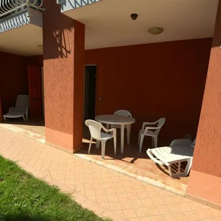 Apartment Comfy With Patio And Private Fenced And Furnished Garden Lignano Sabbiadoro
